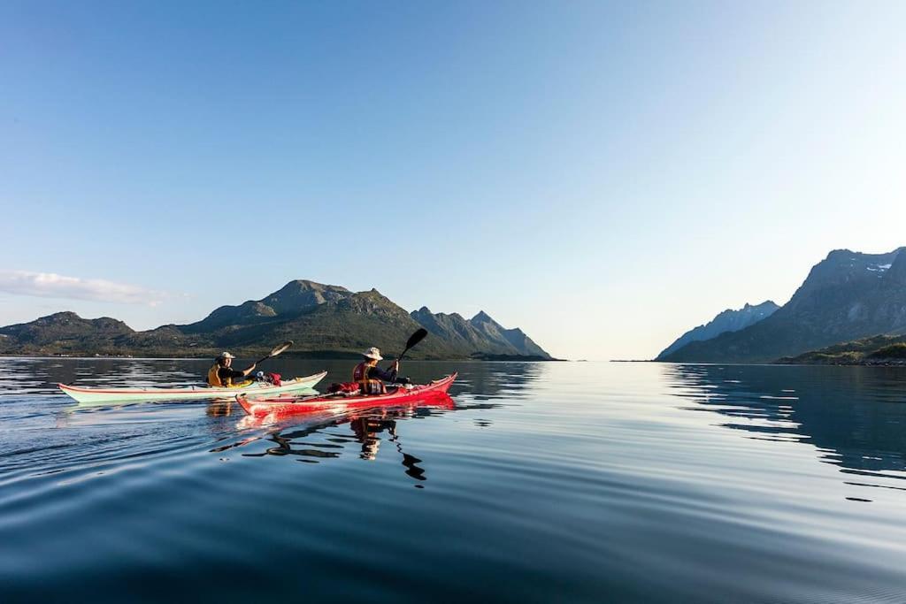 Reine Retro Villa - Cozy Villa With A Fantastic View Bagian luar foto