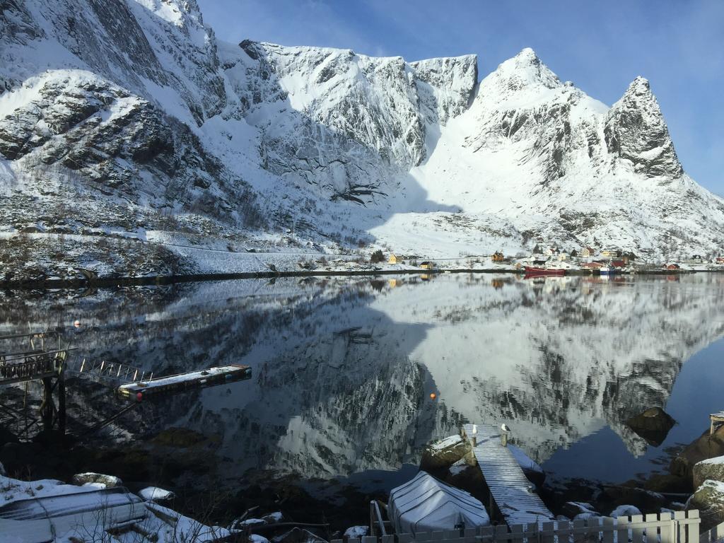 Reine Retro Villa - Cozy Villa With A Fantastic View Bagian luar foto